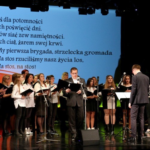 Ustrzyckie śpiewanie pieśni patriotycznych